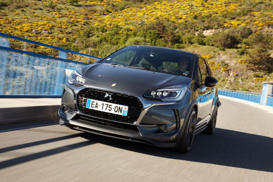  DS 3 Performance 2016 года  (фото 11 из 35)